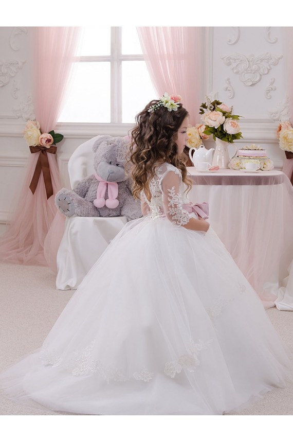 Ball Gowns Chapel Train Tulle & Lace Ivory Sleeveless Flower Girl Dress Darwin